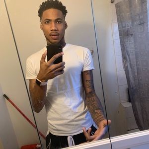 Meet your Posher, Deshaun